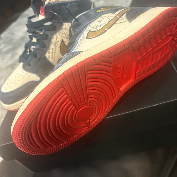 Big Boys Nike Jordan Shies Size 5.5 - Picture 9 of 9